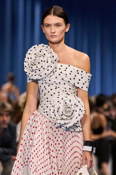Look 47